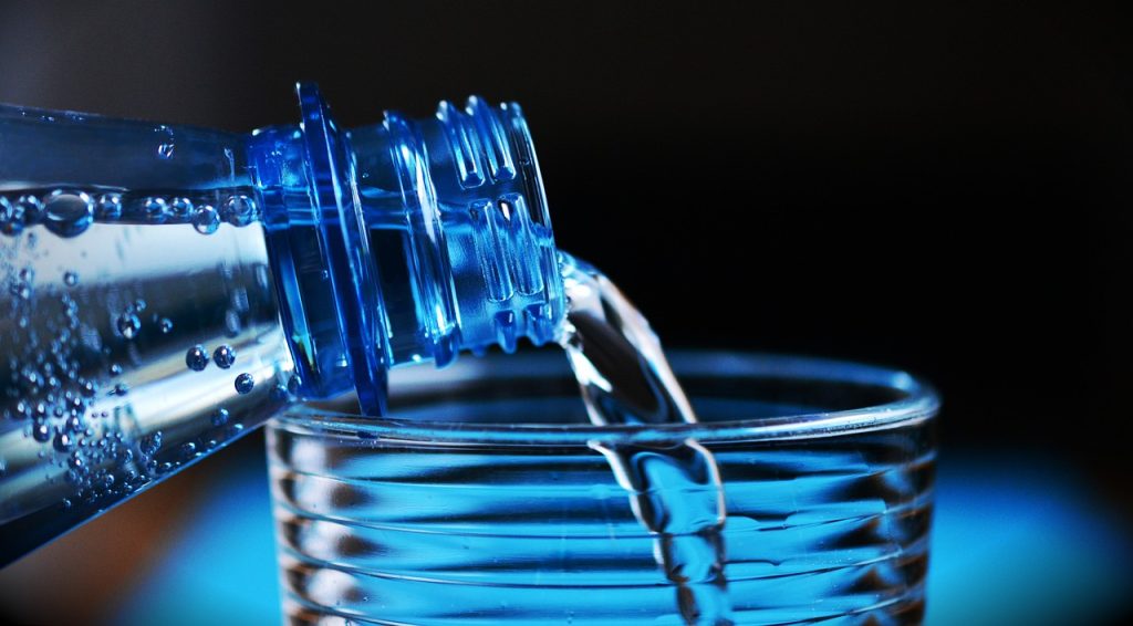 Benefícios da Água: Desvendando a Importância Cruciaial do Líquido para o Corpo